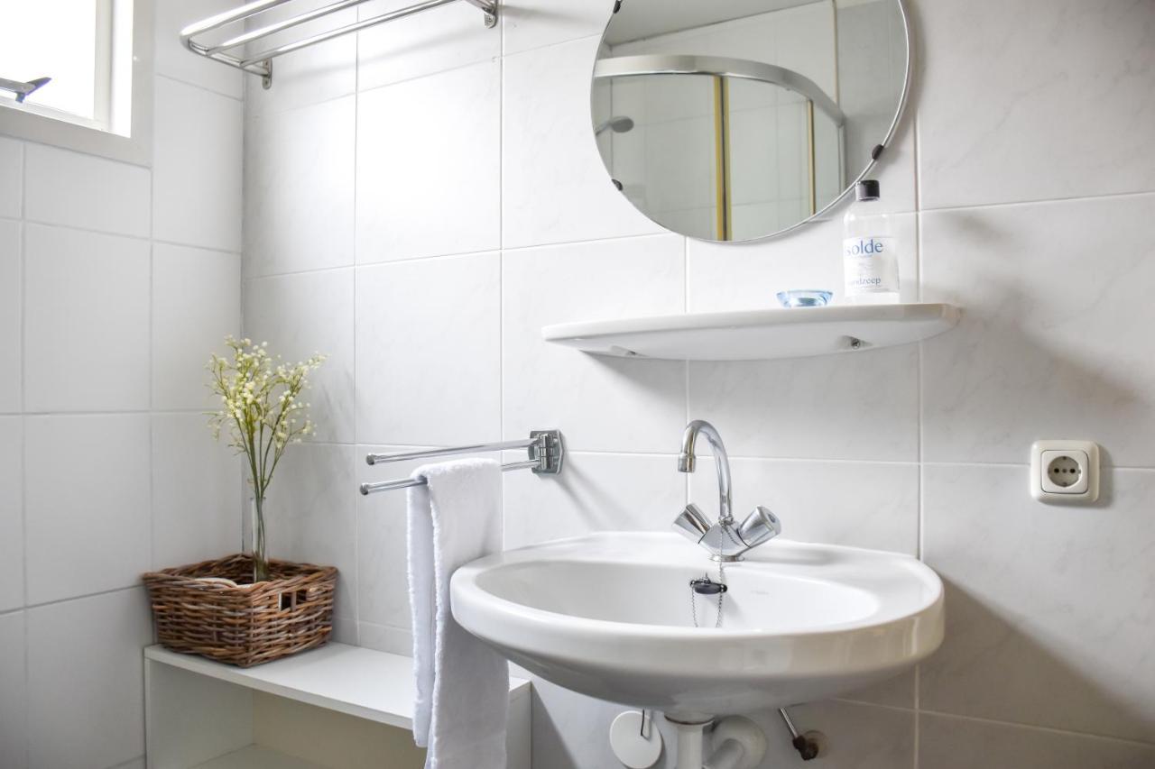 Wyn 72 Apartment Холум Екстериор снимка